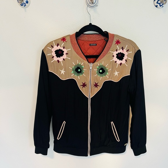 Reversible Club Jacket - Picture 7 of 10